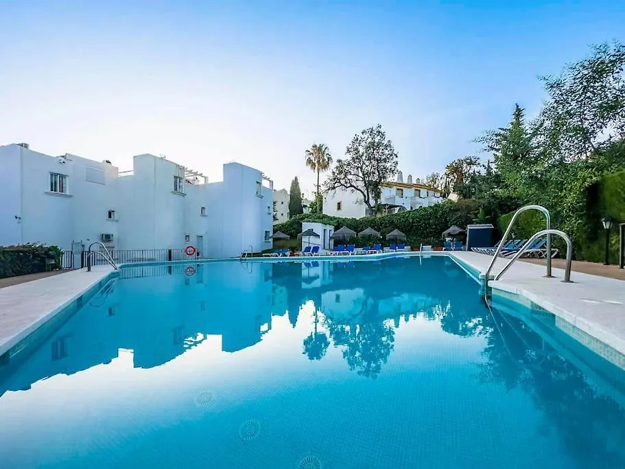 97-Townhouse With Roof Terrace & Views, Marbella Apartamento